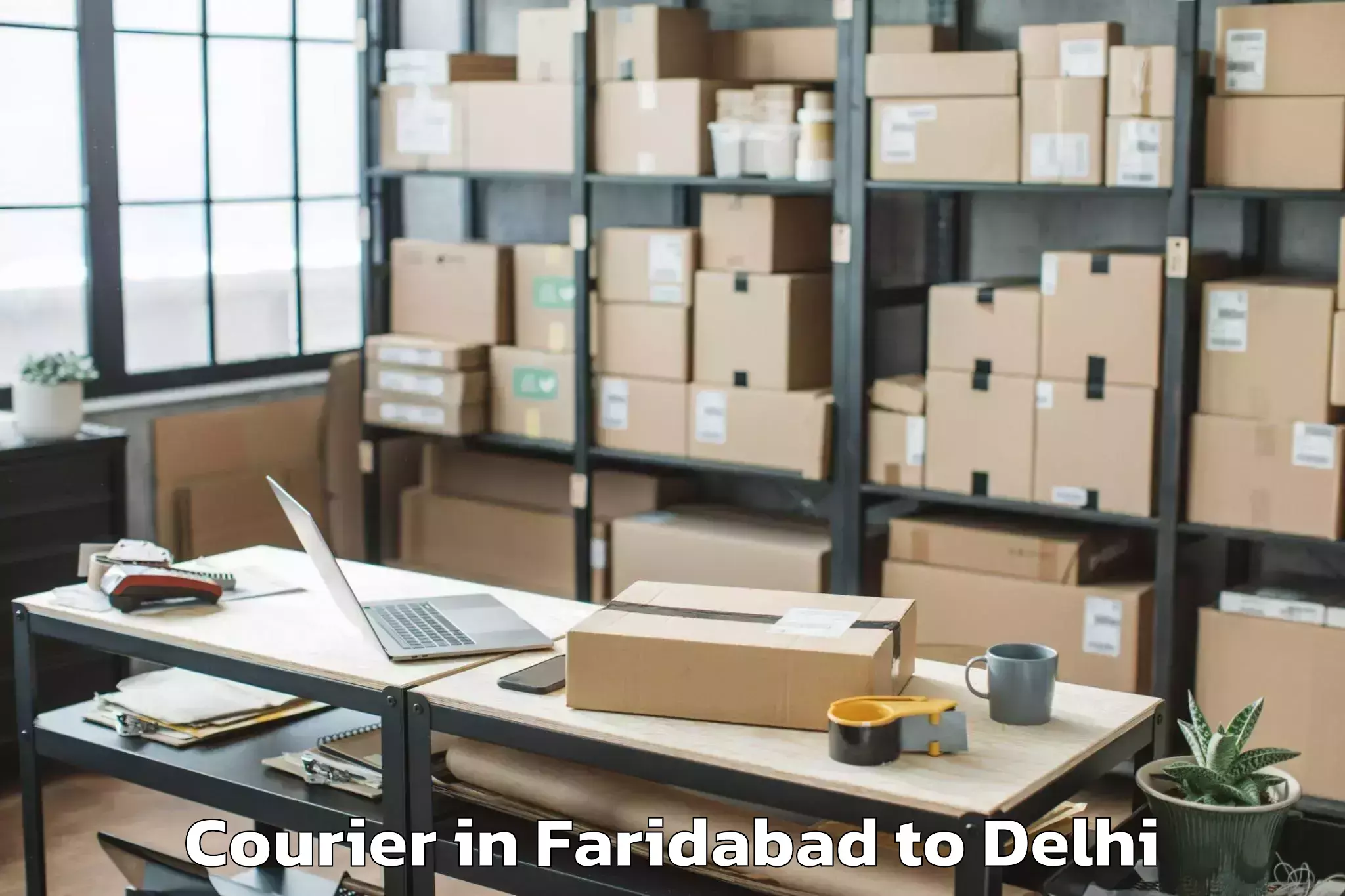 Quality Faridabad to Aggarwal City Mall Pitampura Courier